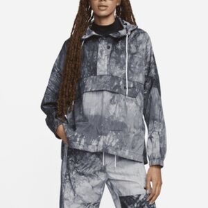 New Nike Sportswear Wave Dye Woven Pullover Jacket tie dye black and gray